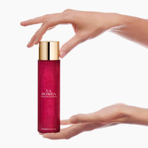 Carolina Herrera La Bomba Shimmering Body Oil 150ml